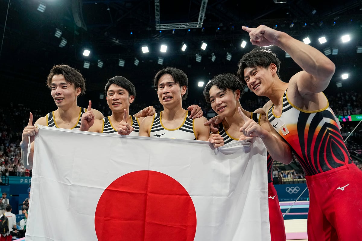 during the men's artistic gymnastics team finals round at Bercy Arena at the 2024 Summer Olympics, Monday, July 29, 2024, in Paris, France. 
 - (AP Photo/Francisco Seco)